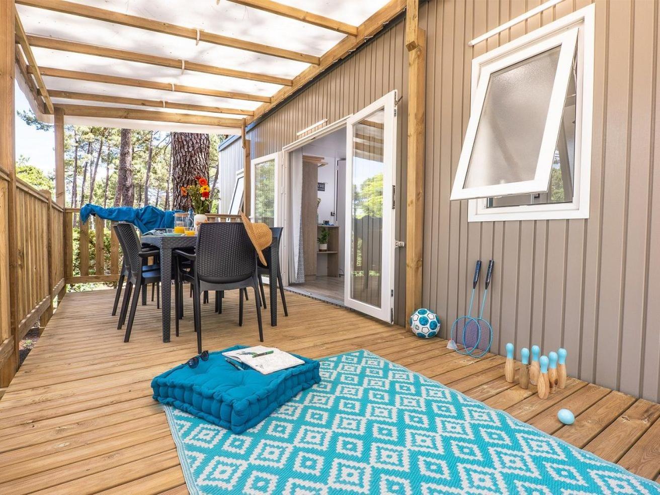 Camping Ares Holiday home Ares